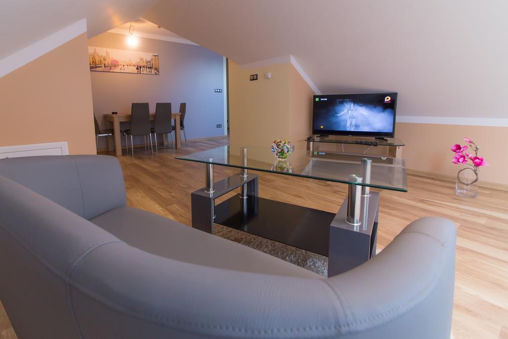 Apartamenty Galeria Jordanowska Ngoại thất bức ảnh