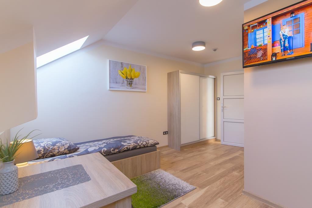 Apartamenty Galeria Jordanowska Ngoại thất bức ảnh